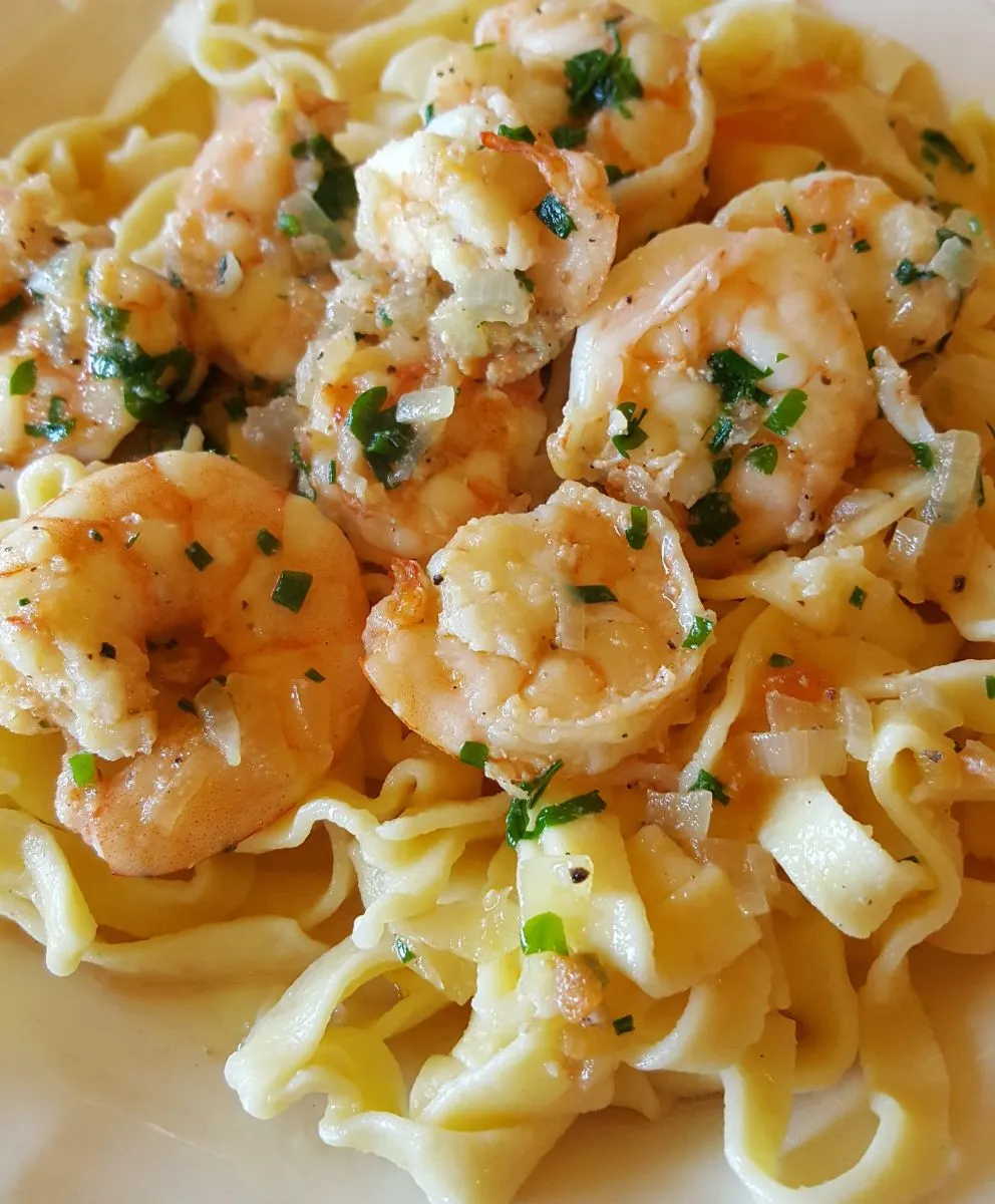 Garlic Shrimp Pasta